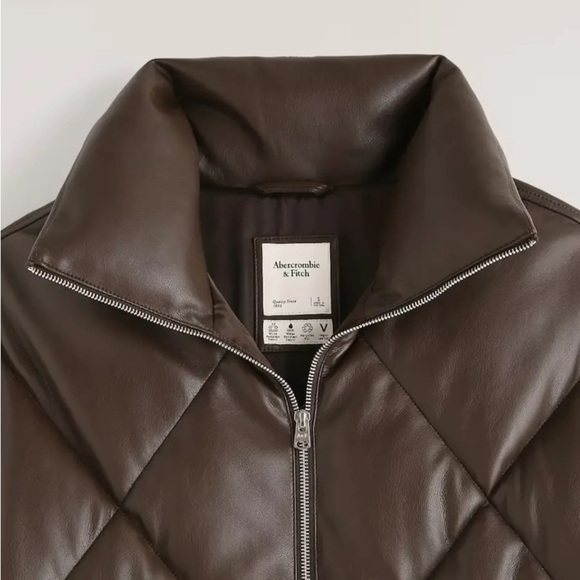 Abercrombie & Fitch Oversized Vegan Leather Brown Quilted Puffer Jacket Medium - Picture 3 of 13